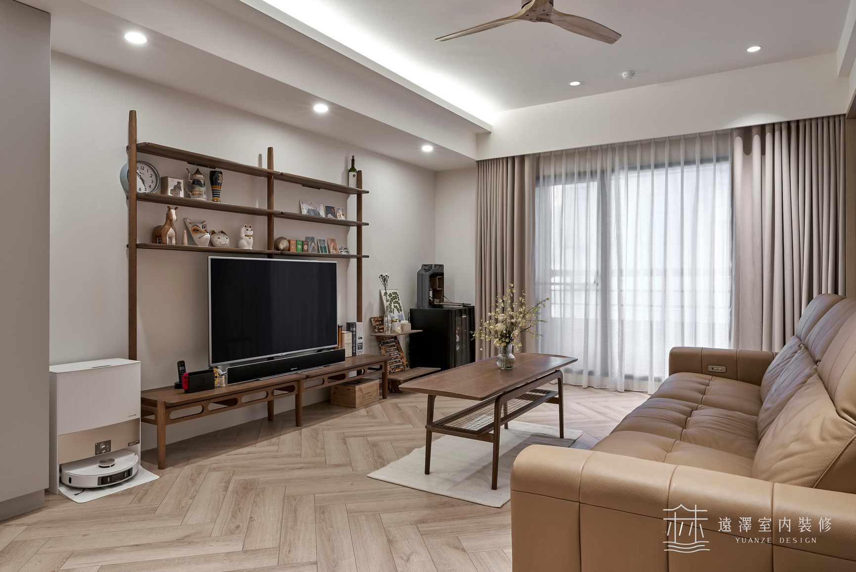 《木色暮色》八里區龍米路 28 坪新成屋裝修完工照